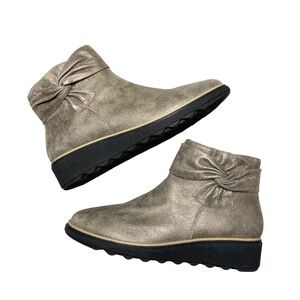 CLARKS Sharon Salon Ankle Boots Pewter Metallic Suede Twist Knot Size 11
